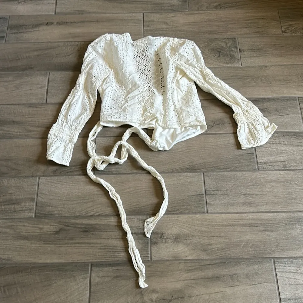 C/MEO COLLECTIVE eyelet top - Image 6