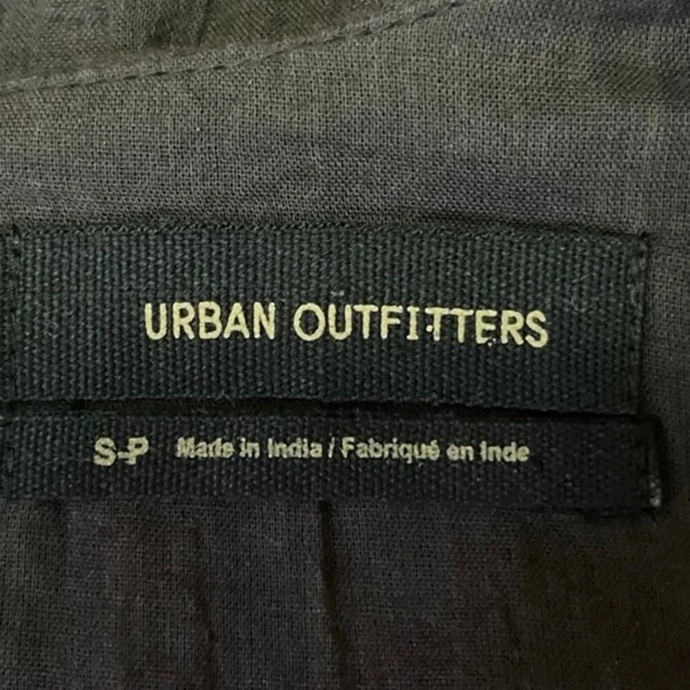 Urban Outfitters Women's Black Gauze Sleeveless Flowy Mini Shift Dress Size S - Image 7