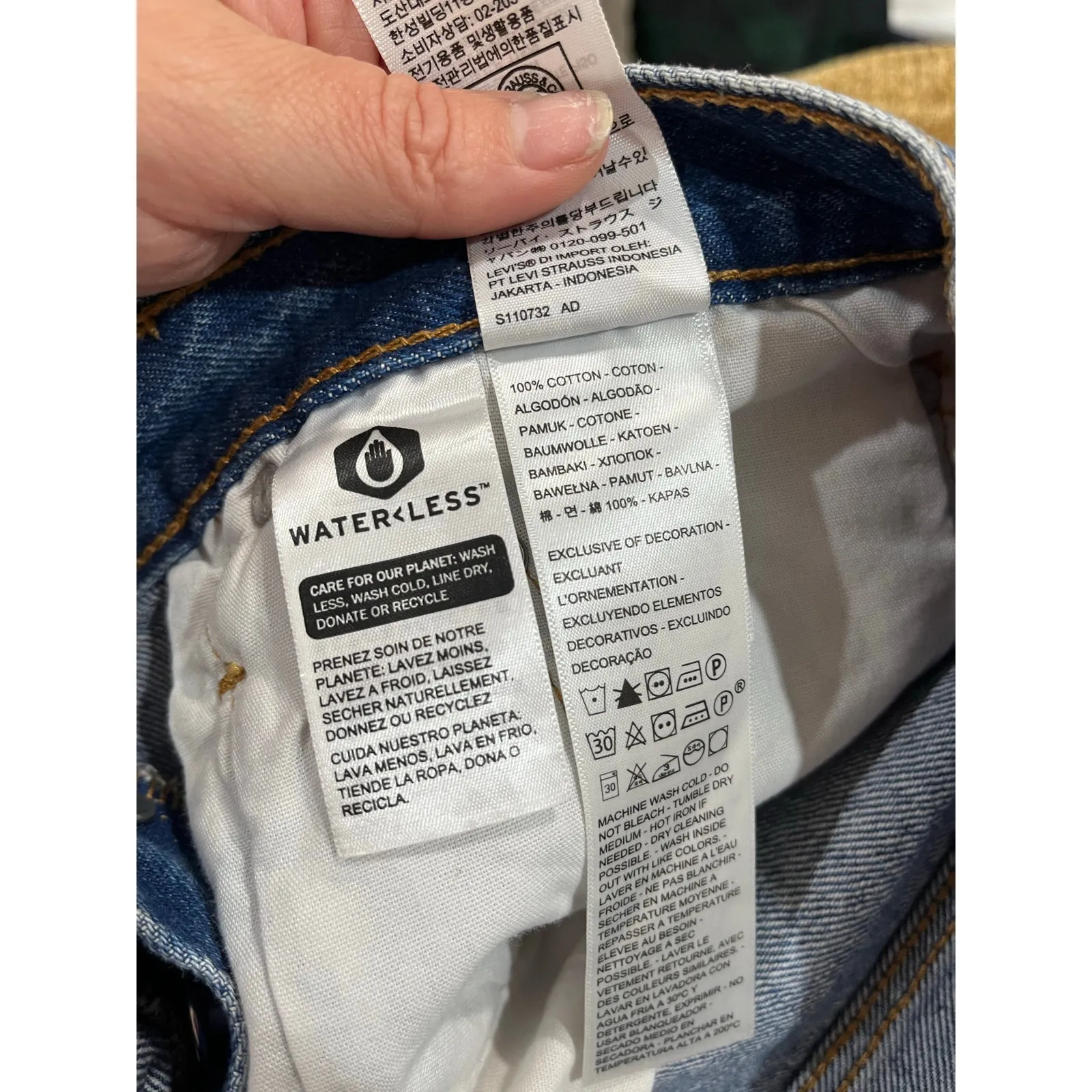 Levi’s Premium 501 Mid Thigh Shorts Size 30 High Rise Blue Denim - Image 7