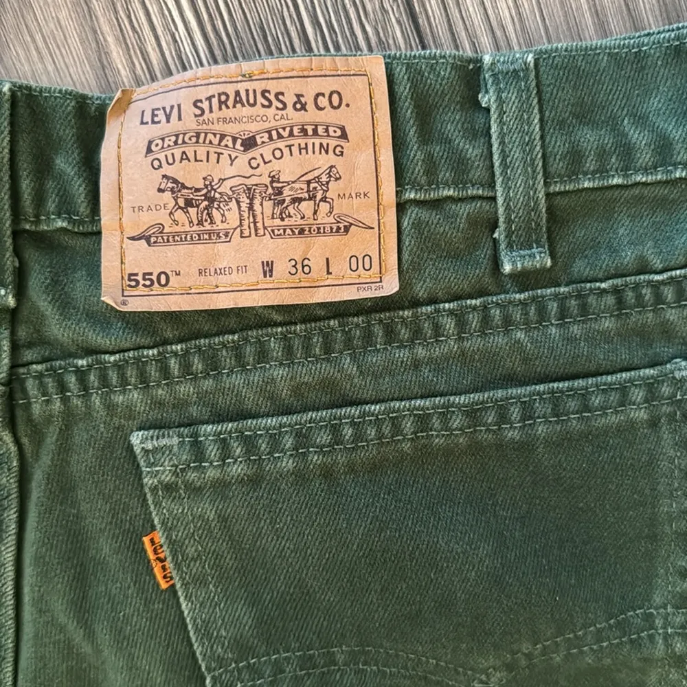 Vintage Levi's Dark Green Jean Shorts jorts 550 relaxed orange tab - Image 6