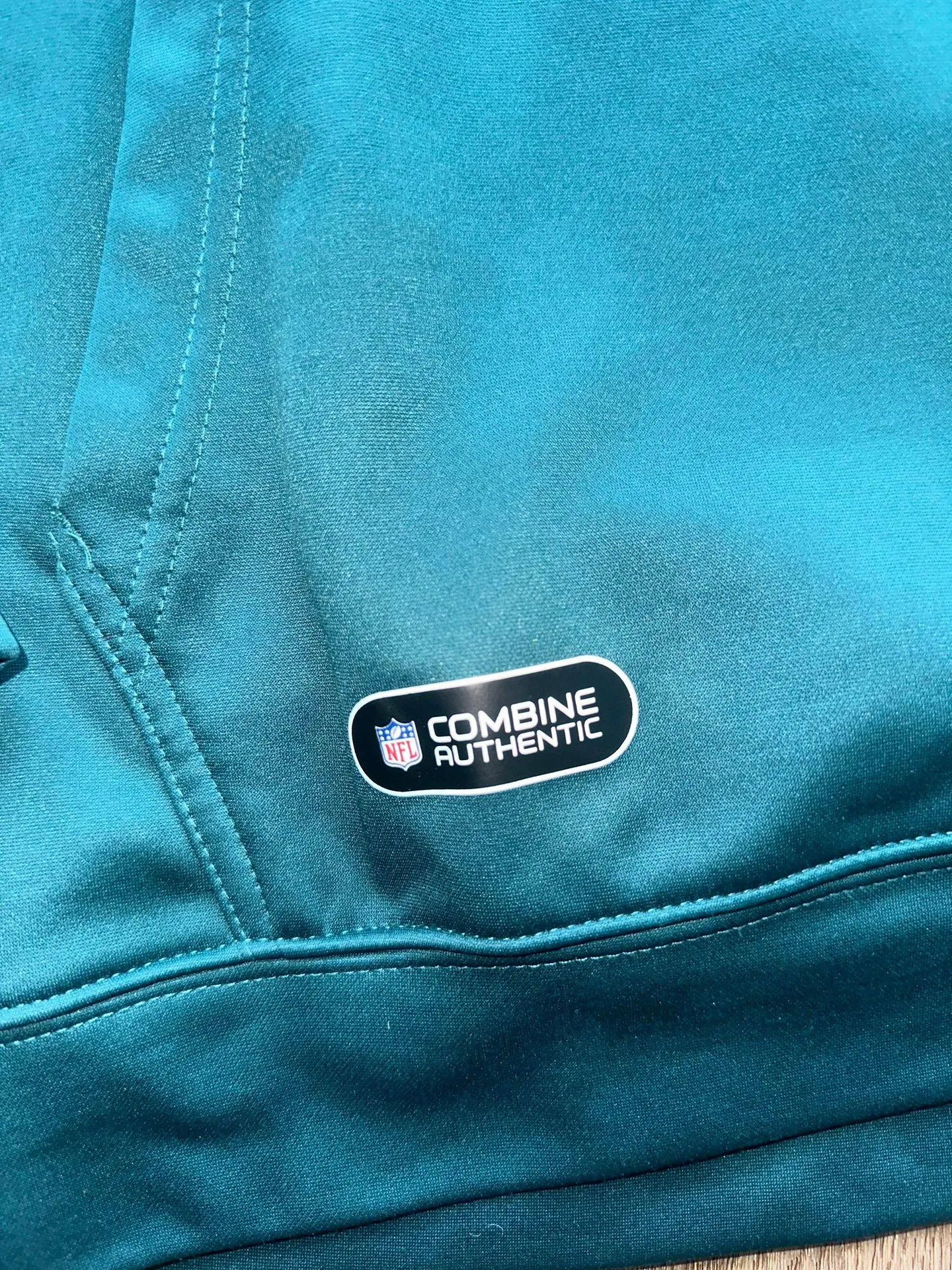 NFL Philadelphia Eagles Sweatshirt - Image 3