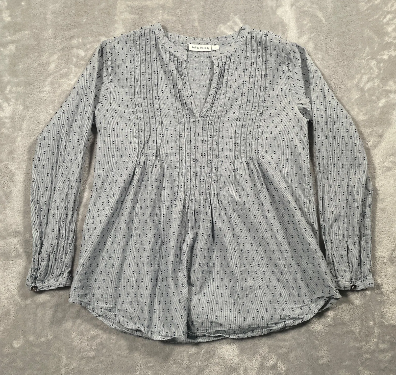 Roller Rabbit Blouse XS Grey Flowy Pintuck Textured Dot Classic Cottage Prairie - Image 1