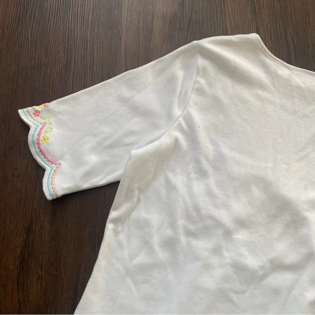 Quacker Factory Embroidered Rhinestone Embellished Top M - Image 11