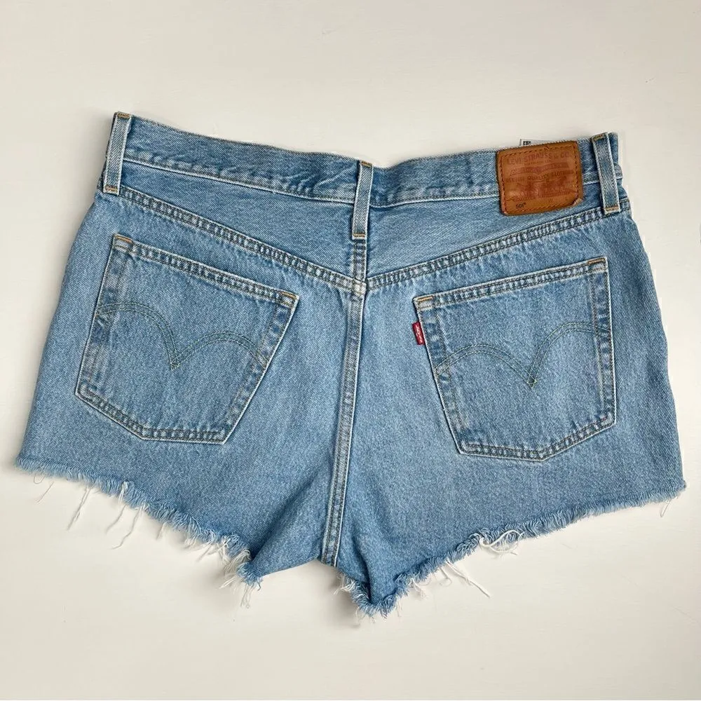 Levi’s Premium 501 Button Fly Destroyed Shorts (Luxorlight) - 31 - Image 3