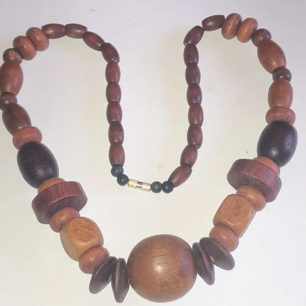 Vintage Wooden Beads Chunky Beaded Retro Tribal Necklace - Image 3