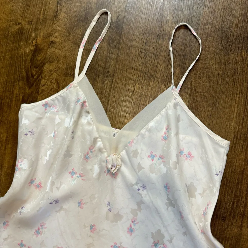 Valerie Stevens Vtg  Pure Silk Cami Tank Top Sz Large White Floral Babydoll - Image 3