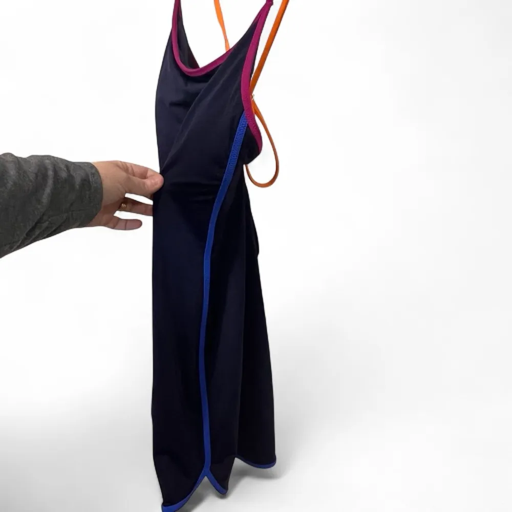 Athleta Kapalua Swim Dress with removable pads size small - Image 3