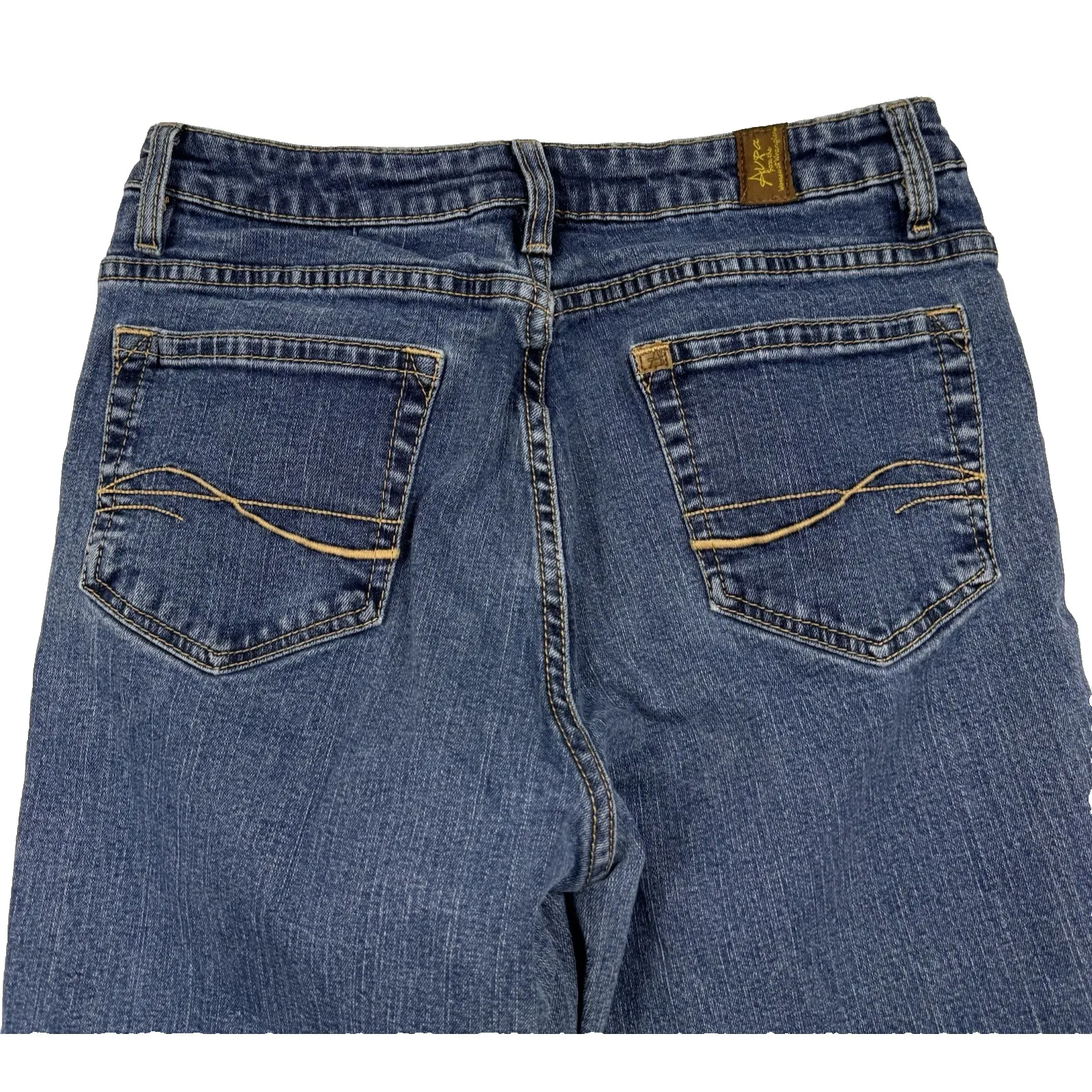 Aura by Wrangler Low Rise Jeans Instant Slimming Women Size 8 Short Boot Cut Leg - Image 5
