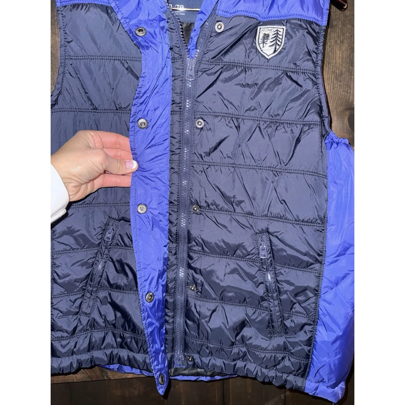 American Eagle Y2K Women's XL AE Faux‎ fur trim Hooded Puffer Vest 2010 - Image 5