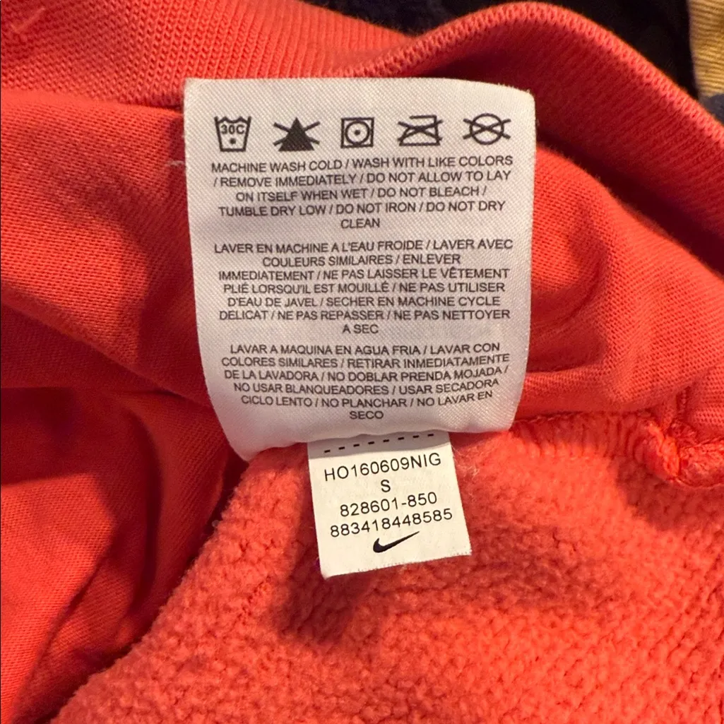 Nike Women Sportswear Rally Hoodie Ember Glow logo small pullover pockets red - Image 8