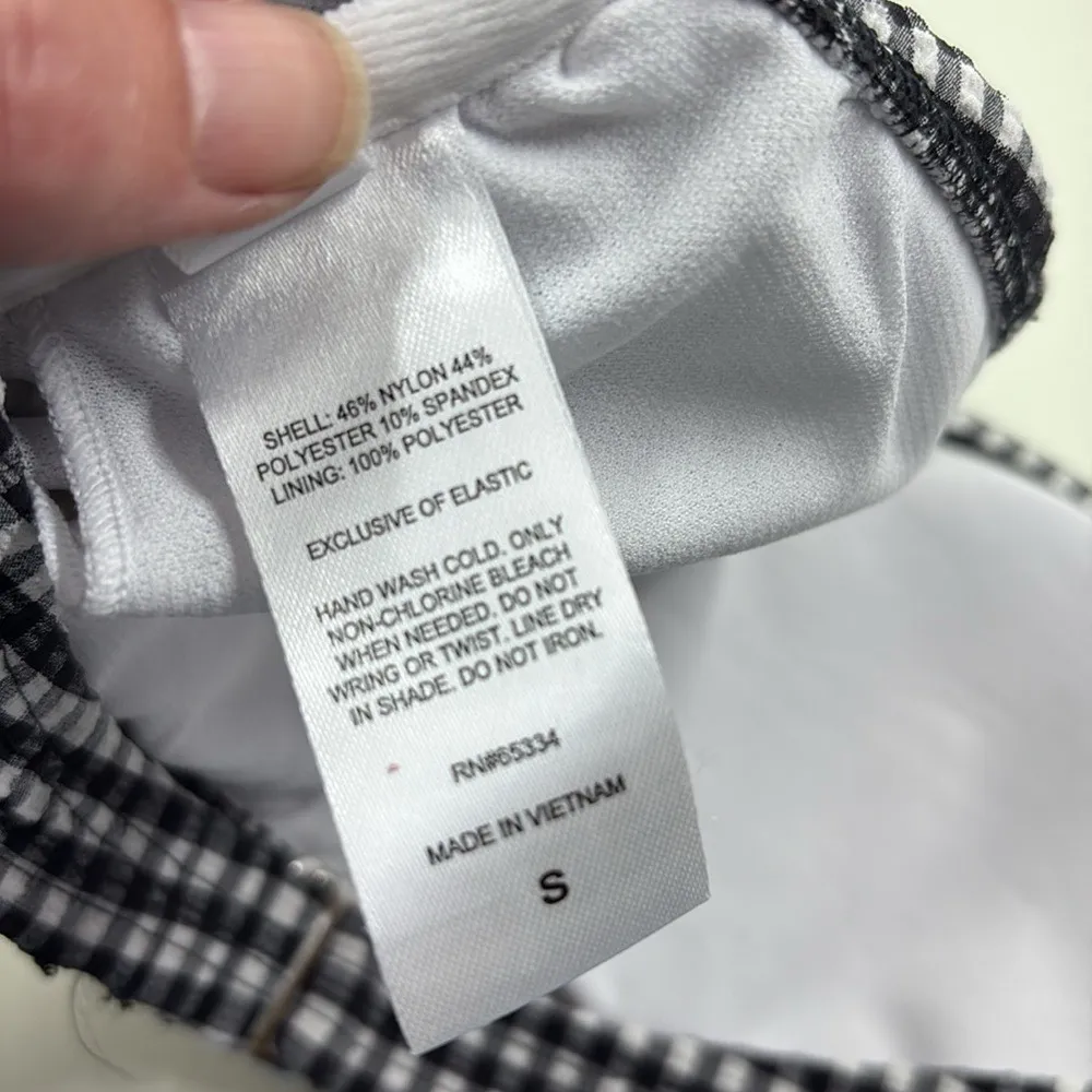 Salt + Cove Textured Checkered Bandeau Bikini Top Black White Juniors small NWOT Size undefined - Image 3