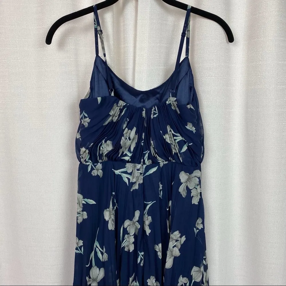 Lulu’s Memorable Night Navy Blue Floral Print Maxi Dress Sz.XS - Image 10
