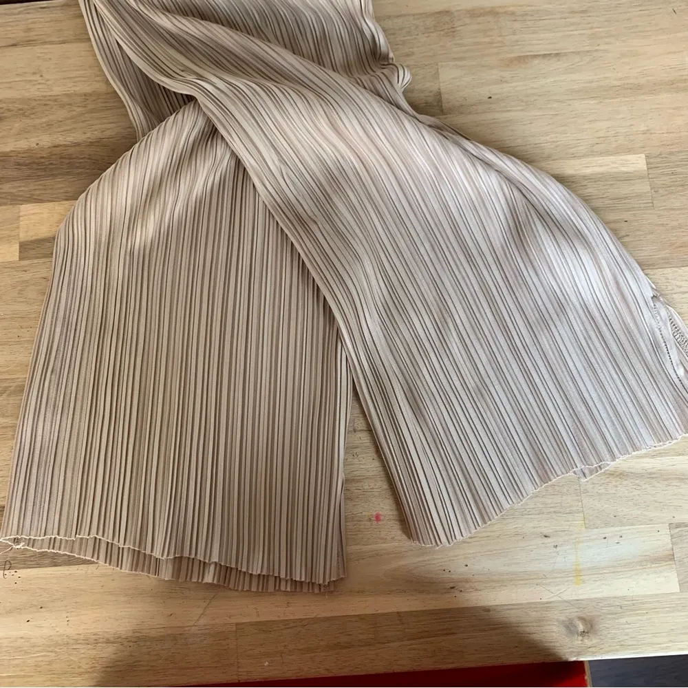 Cream Plisse Pant 10 - Image 9