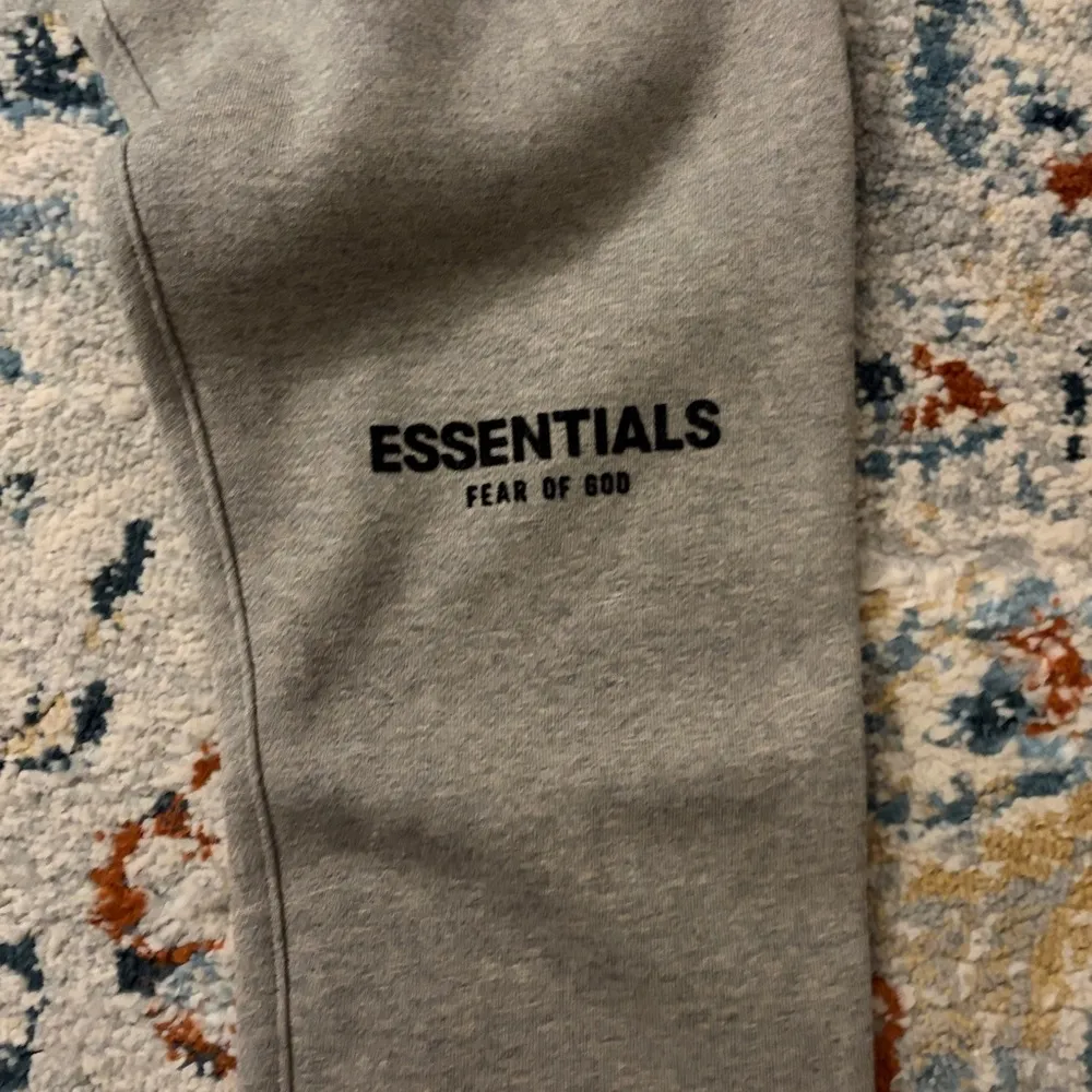 Essentials Fear Of God Sweatpants Dark Oatmeal large Gray - Image 3