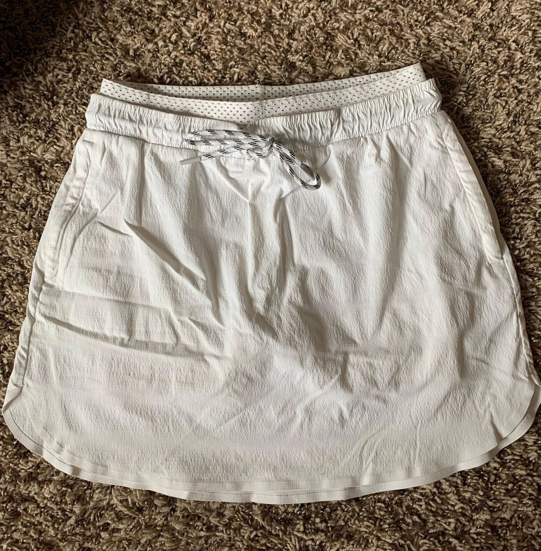 Crest Skort White Size 2 - Image 3