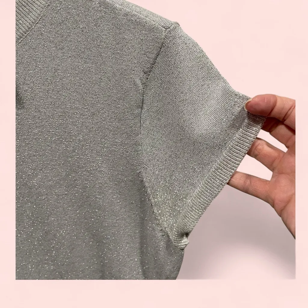 Cute sparkle metallic cap sleeve silk blend knit ruched sides turtleneck sweater Silver Size L - Image 4