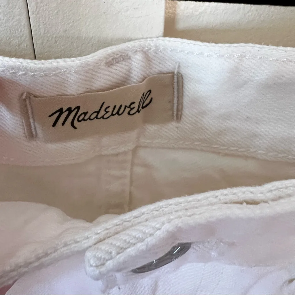 Madewell Relaxed White Denim Women’s NWT‎ Jean Shorts Size 30 - Image 2