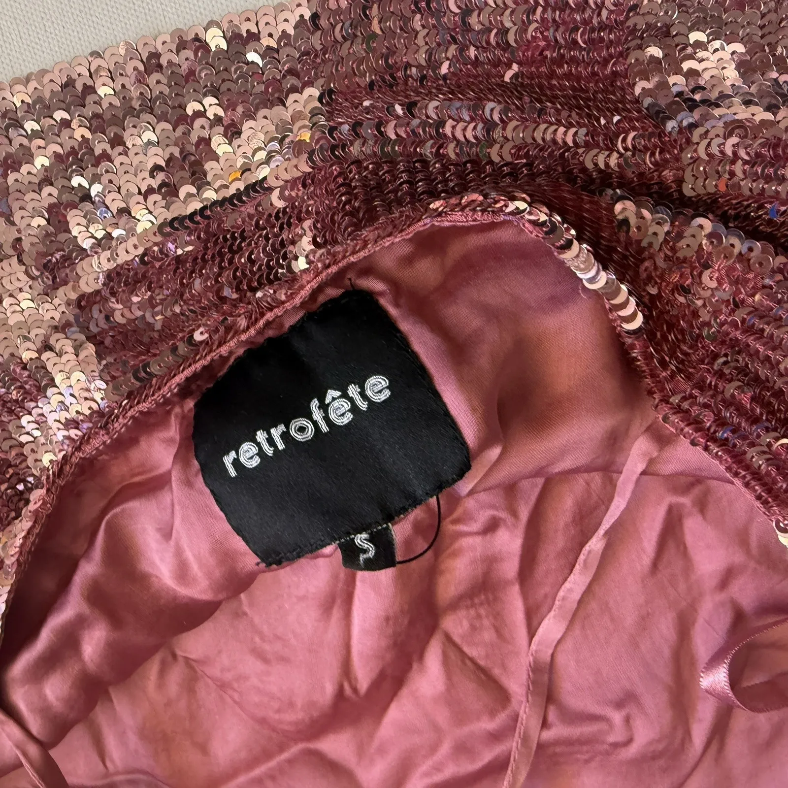 Retrofete NWT Nelly Halter Tank Top Pink‎ Sequin Halter Party Size Small Pink - Image 4