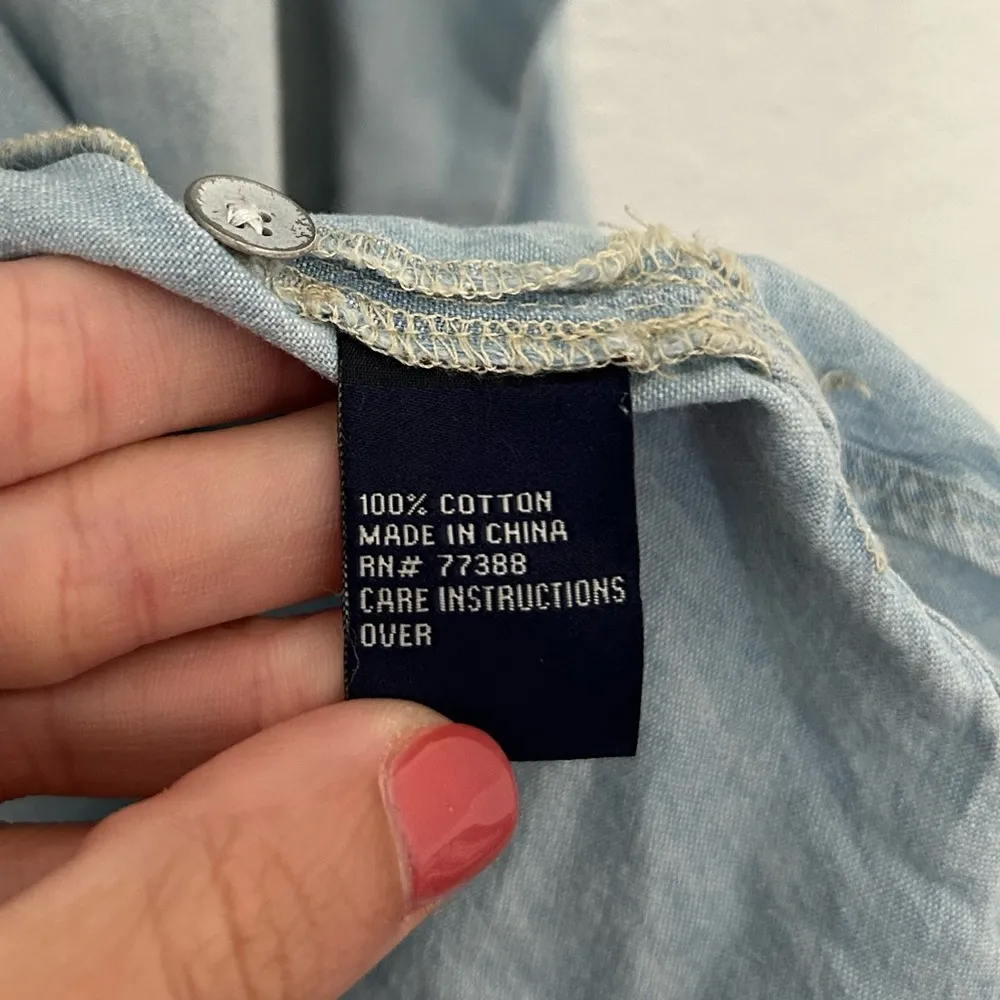 Madewell Distressed Chambray Button Up - Image 5