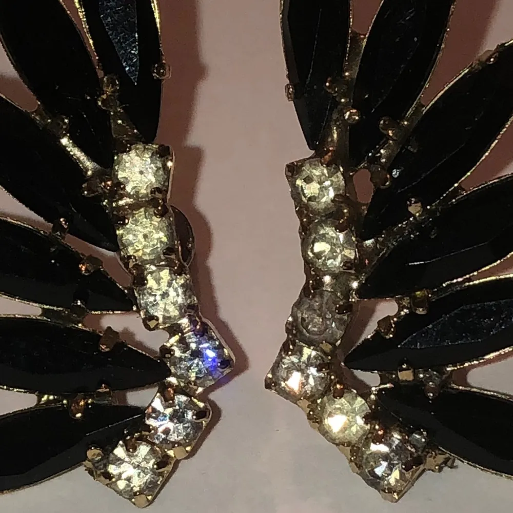 Gold Tone Vintage Black CZ Rhinestone Boho Formal Pierced Earrings - Image 2