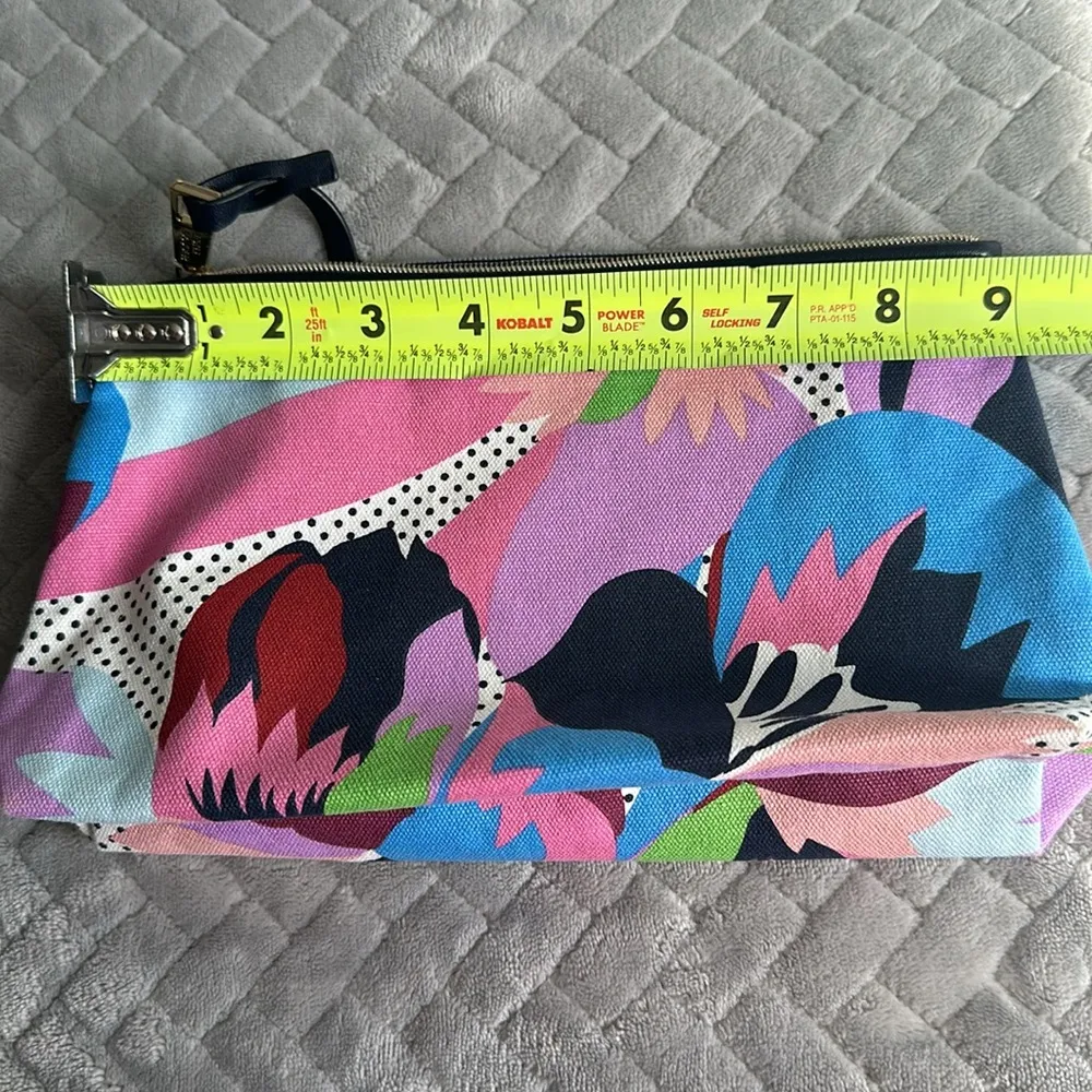 Estee Lauder Capri Floral Print Cosmetic Bag  / NWOT - Image 2