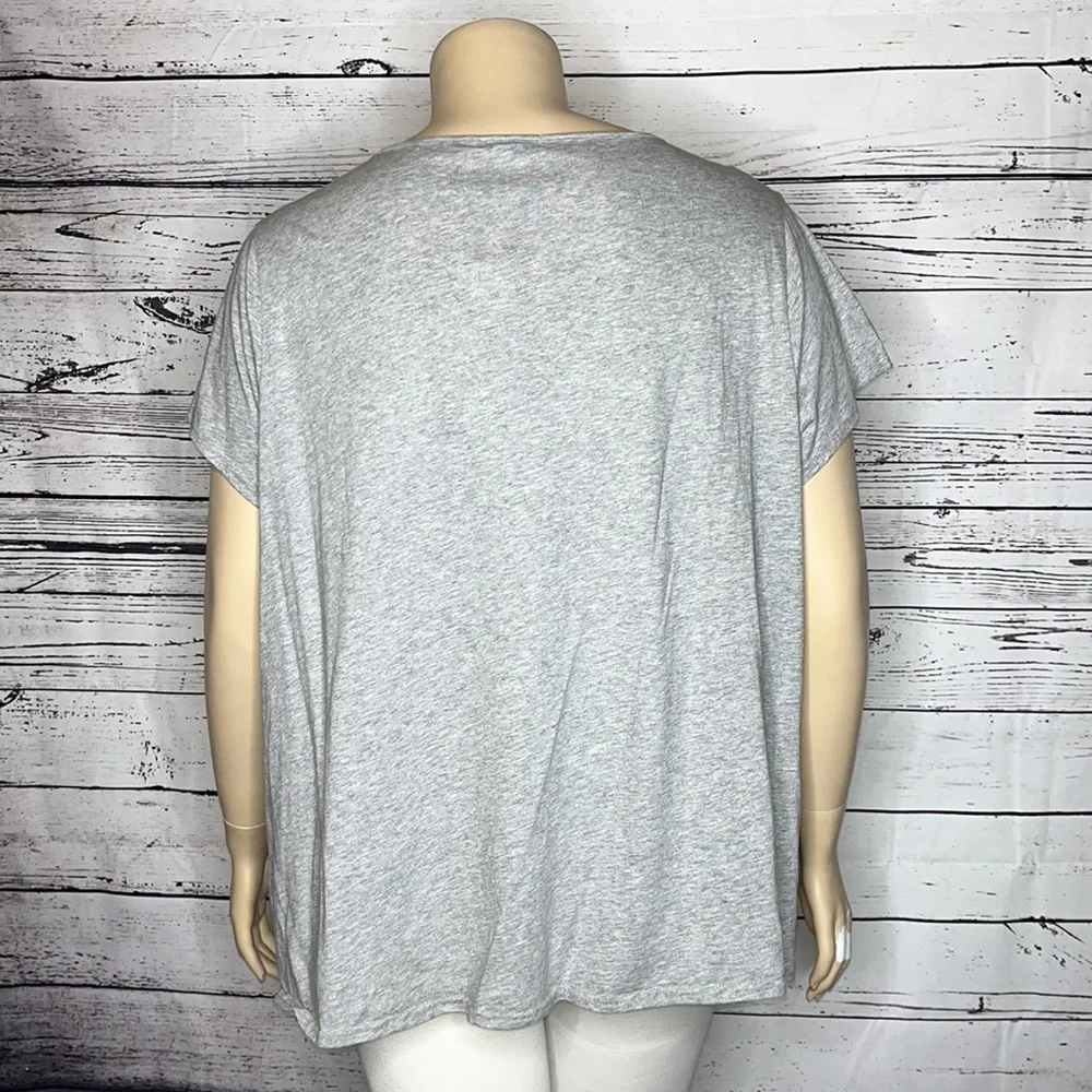 Silhouettes NWT Size 2X Gray - Faux Pearl Embellished Necklace Knit Top Shirt - Image 4