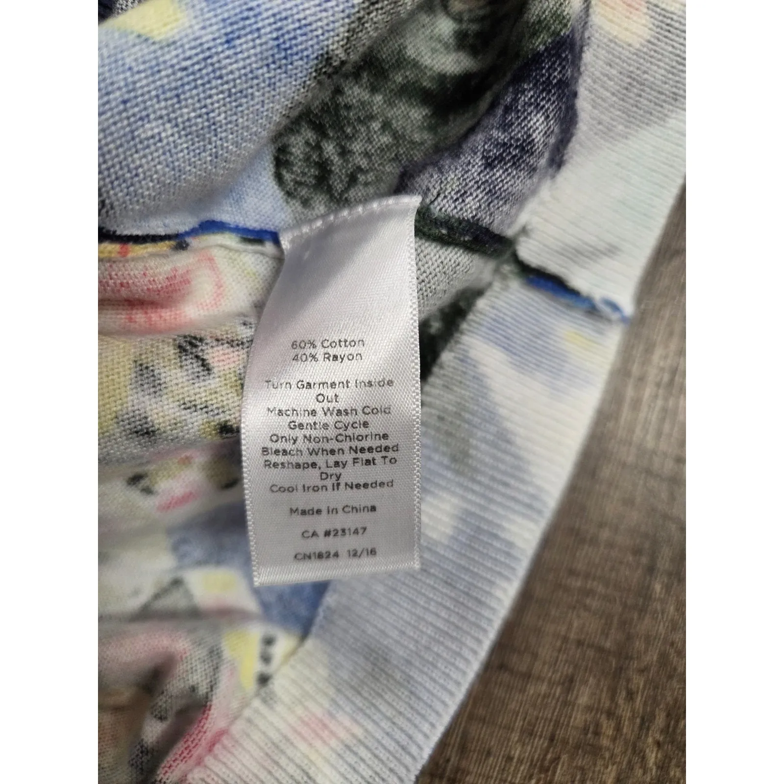 Talbots Thin Cardigan Sweater Small Beach Flamingo Button Front Lightweight - Image 3