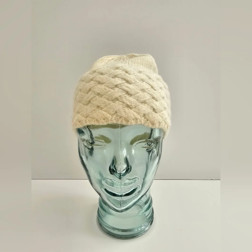 Calvin Klein Cream Cable Knit Alpaca Wool Blend Beanie Hat - Image 2