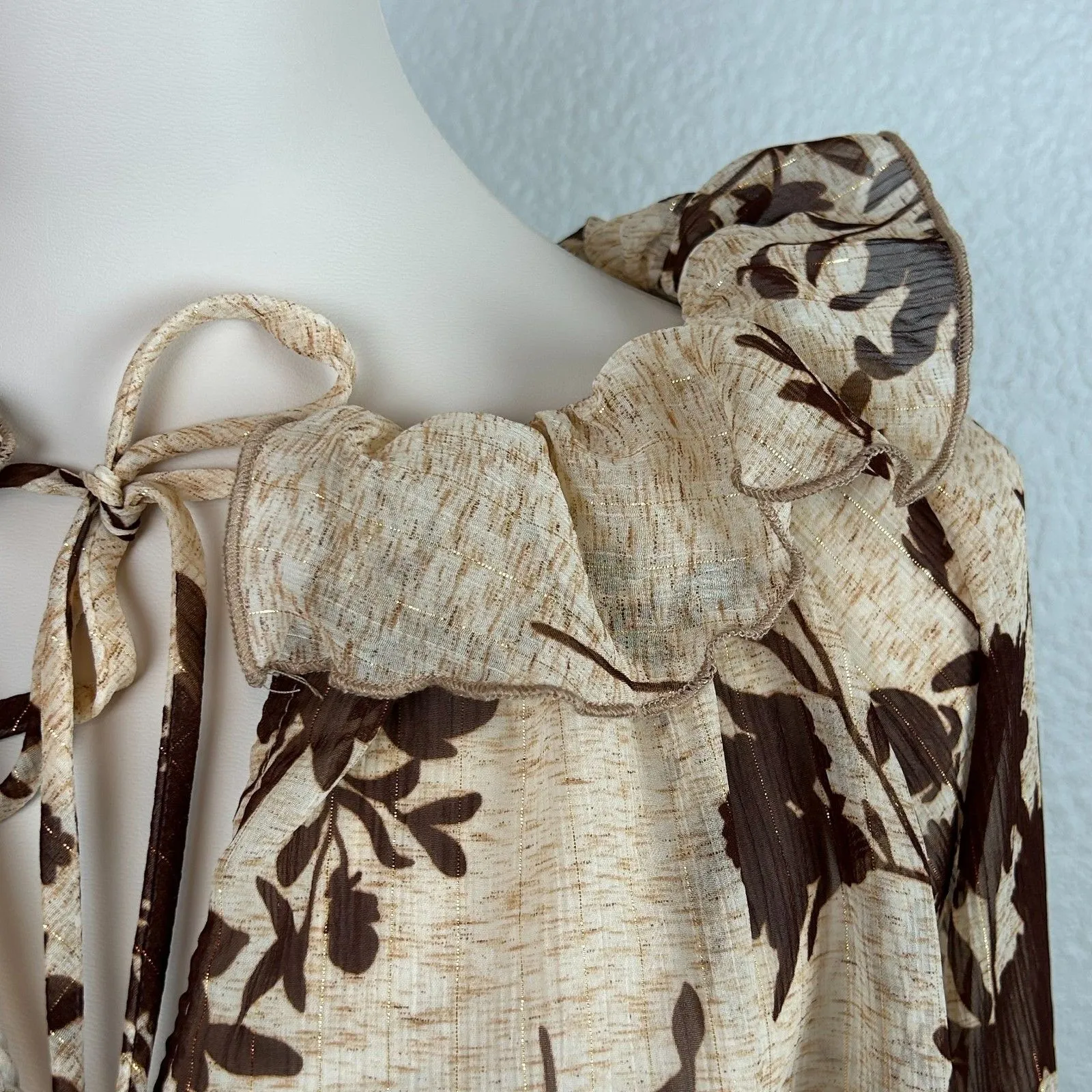 Bucket List Women's Floral Top Blouse Boho Peasant Ruffle Neck Long Sleeve Brown Size M - Image 3