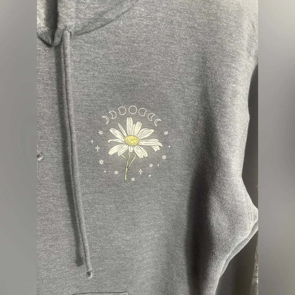 Rebellious One Women's Size L Gray Hoodie Floral Design Kangaroo Pocket Sweater - Image 3