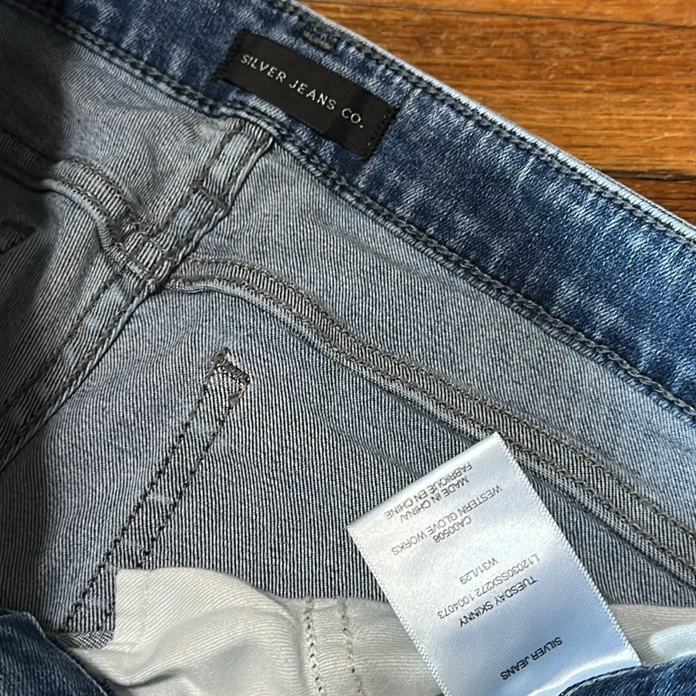 Silver Brand Women’s Tuesday Skinny Jeans, Sz 31 - Image 3