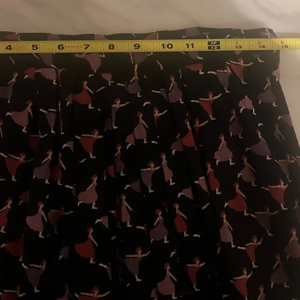 Vintage Joseph Magnin Pleated Midi Skirt Dancing Ladies Print Size M Rare Retro Black Size M - Image 8