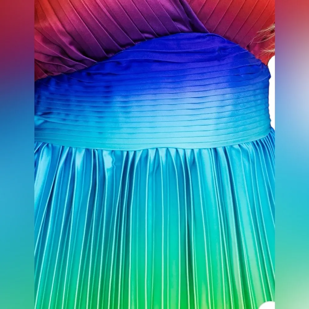 L’ATISTE Elegant Multicolor Gradient Maxi Dress - Image 3