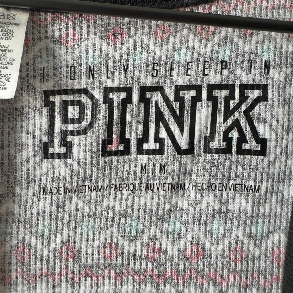 PINK Victoria's Secret Fair Isle Dog Patterned Pajama One Piece Onesie Jumpsuit - Image 7