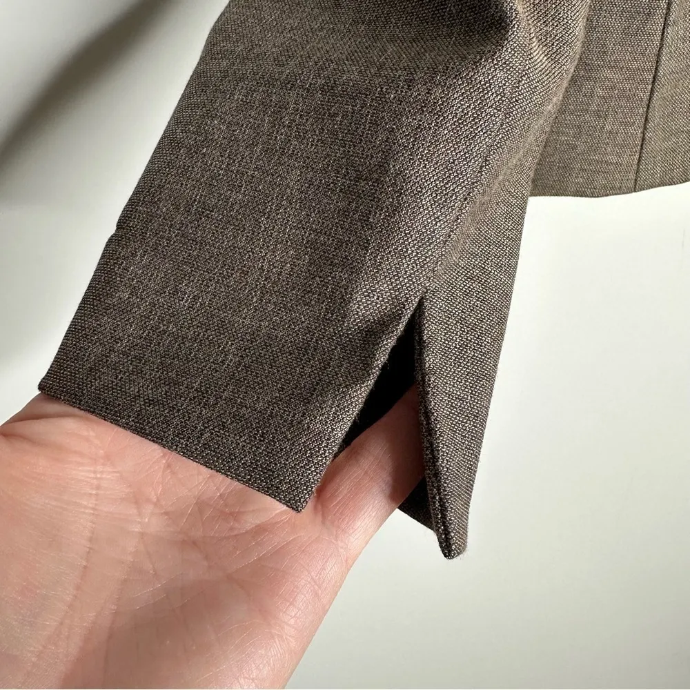 Lafayette 148 New York Wool Blend Two Button Blazer Size 4 - Image 9