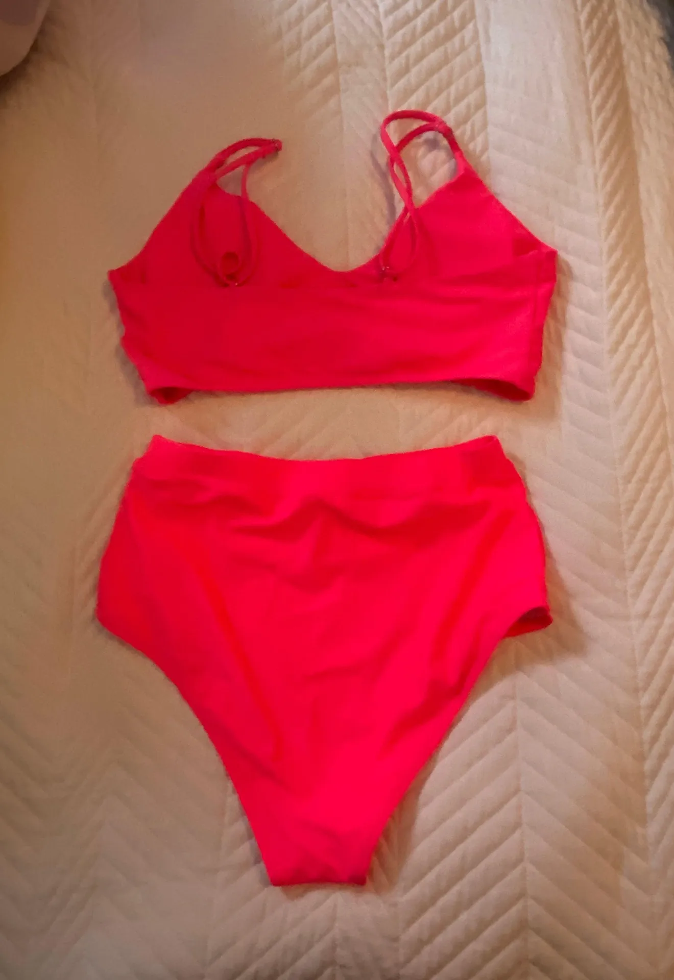 SheIn Neon Pink Bikini Set - Image 2