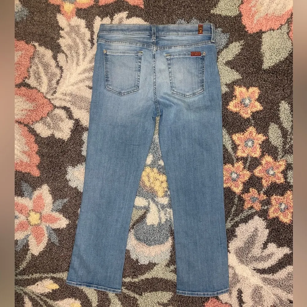7 FOR ALL MANKIND cropped boot jeans size 30 - Image 3