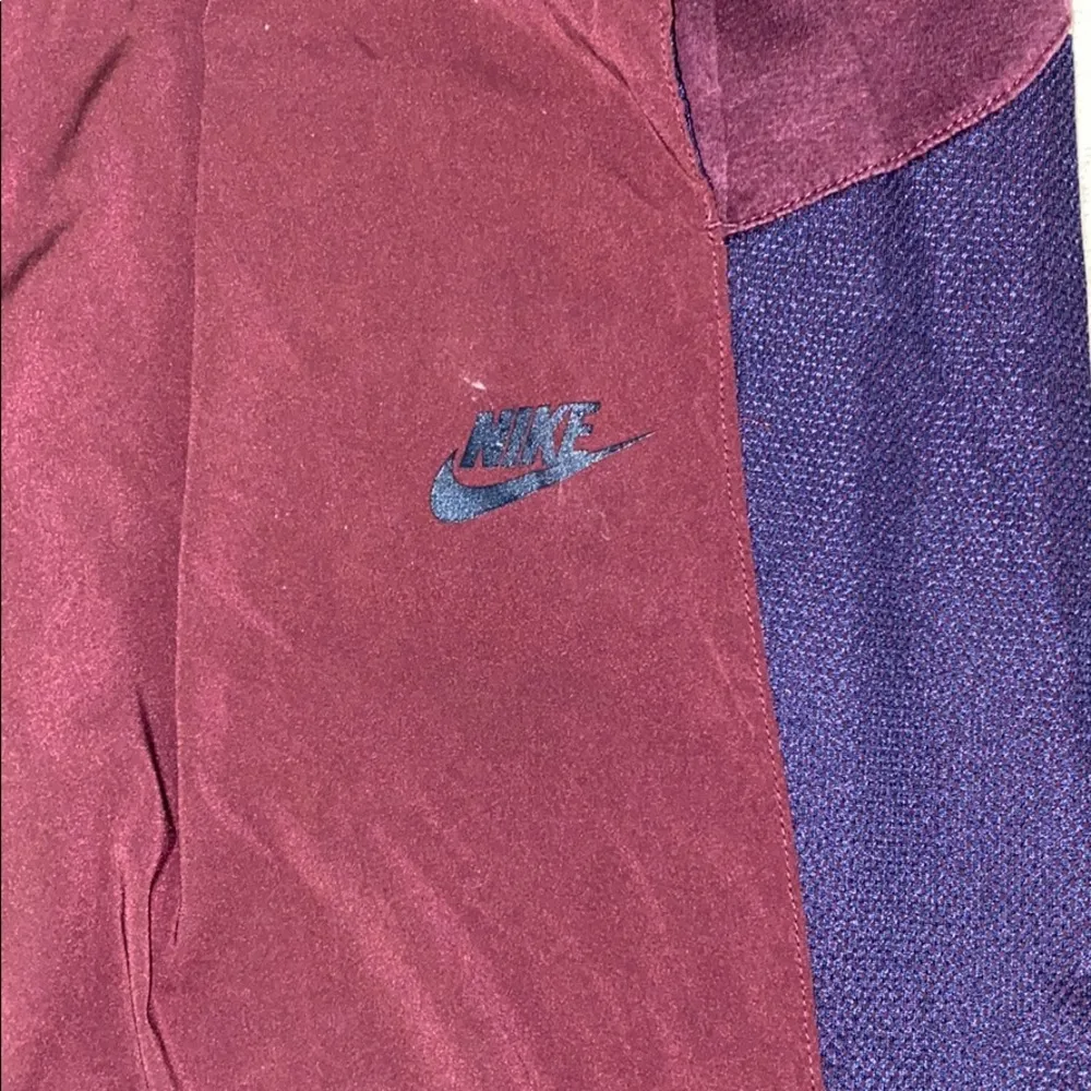 Nike maroon/ navy pants - Image 3