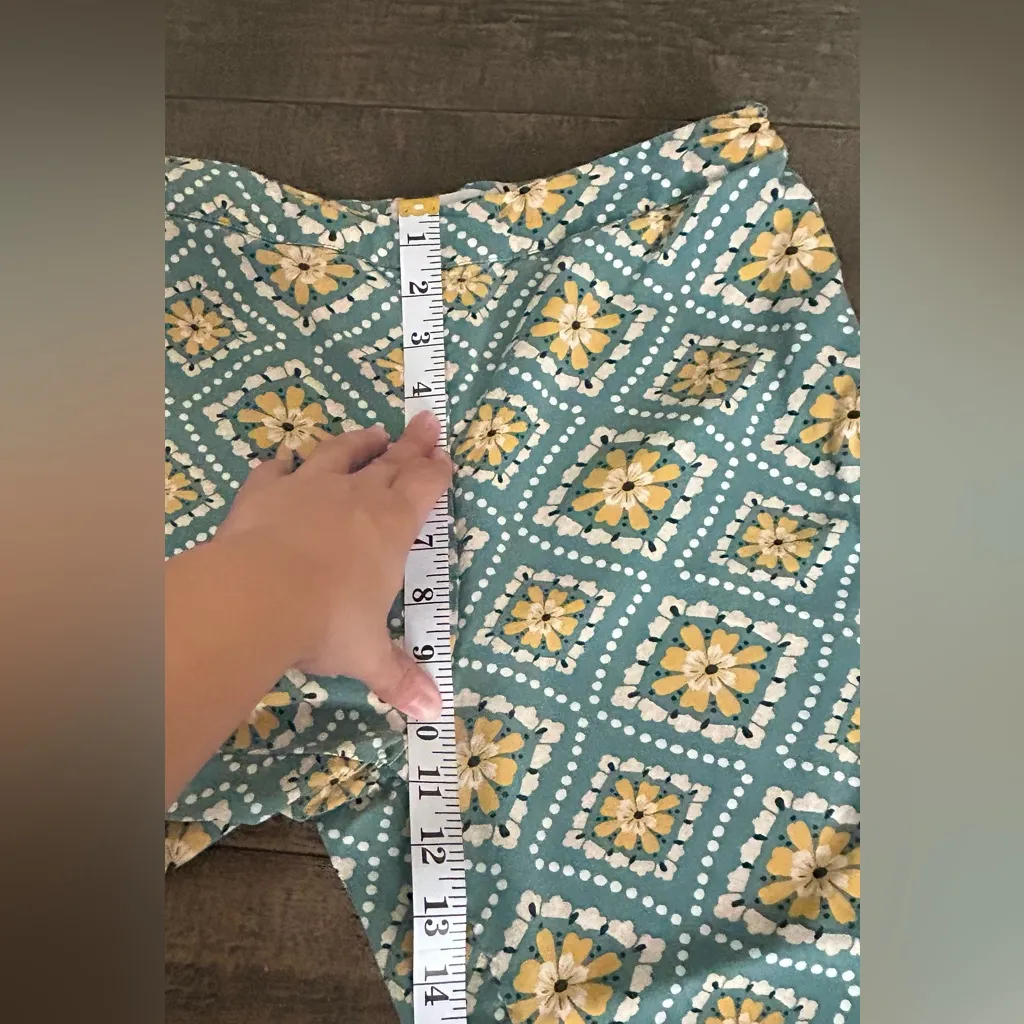 Women’s O’Neill‎ pants size 30 - Image 8