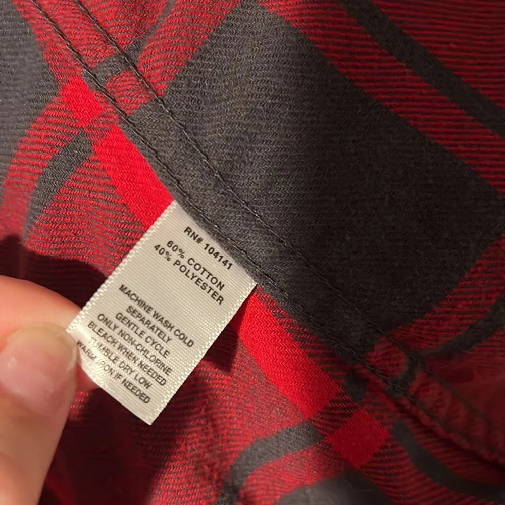 Field & Stream ladies flannel shirt .‎ Size M - Image 6