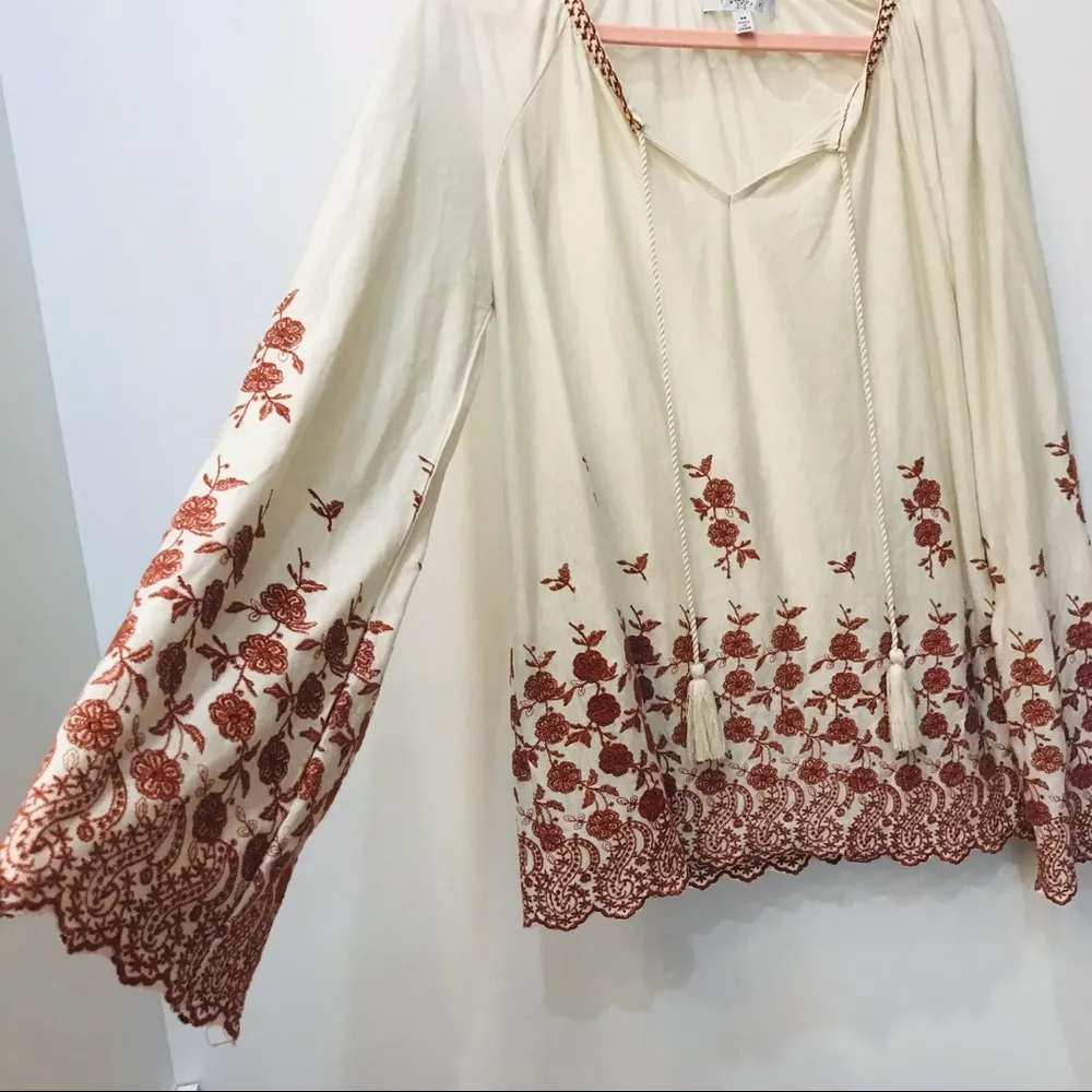 Fever Boho Cream Rust Embroidered Tassel Blouse sz Medium - Image 52