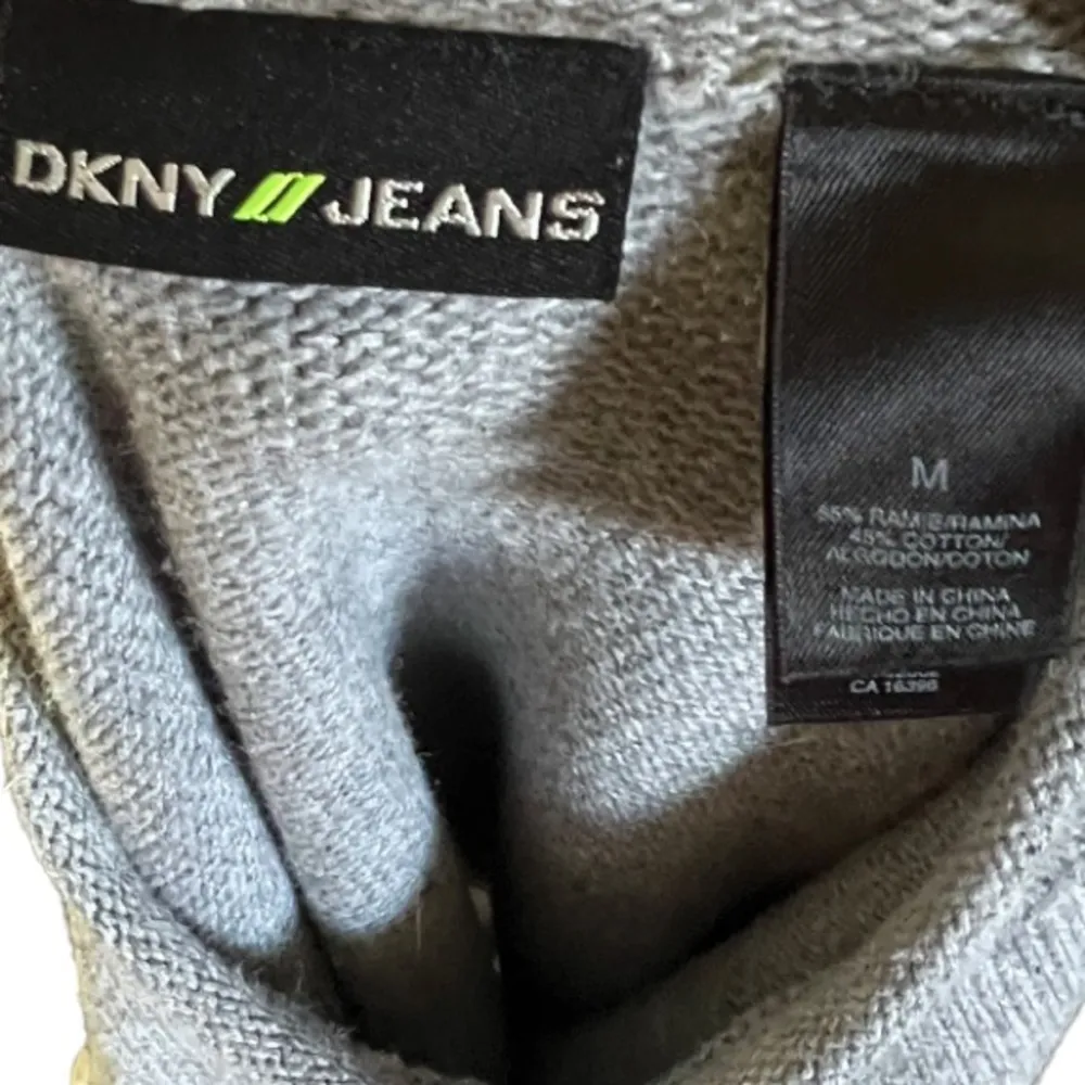 DKNY ‎ Jeans Gray Sweater - Image 4