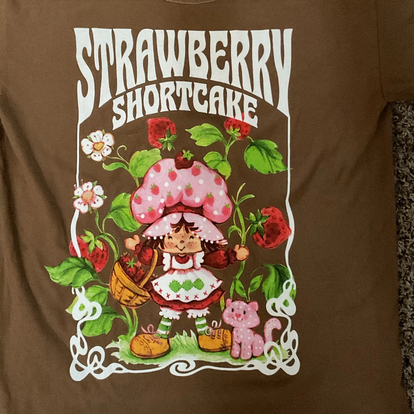Vintage Strawberry Shortcake Brown Graphic T - Image 6