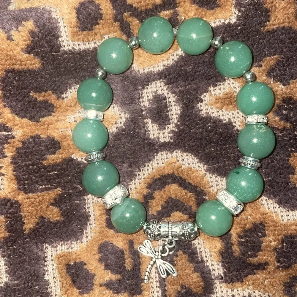 10mm Green Beaded Bracelet with Silver Accents - Image 5