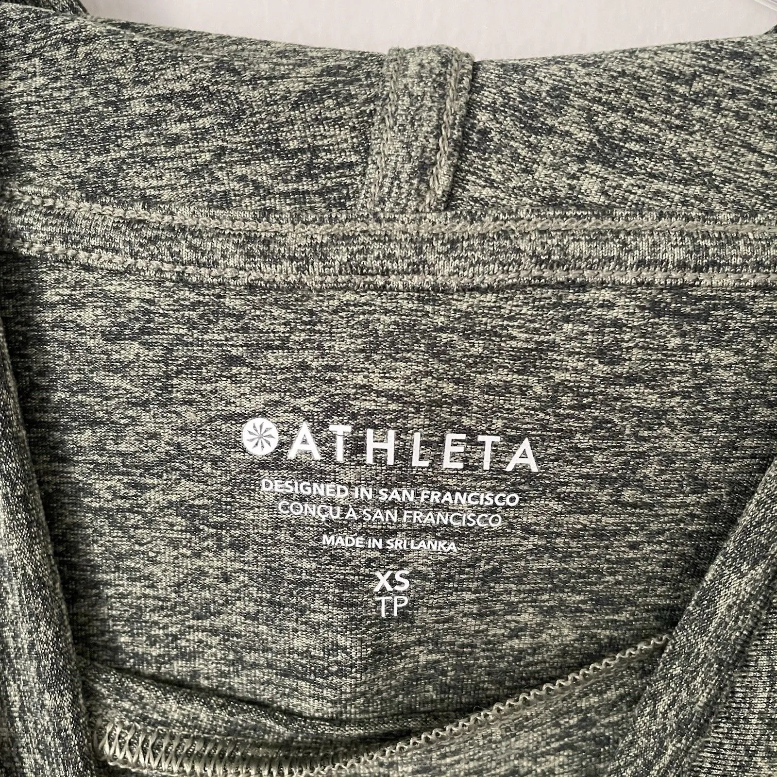 Athleta Size XS Green Uptempo Hoodie Sweatshirt Pullover Workout - Image 3