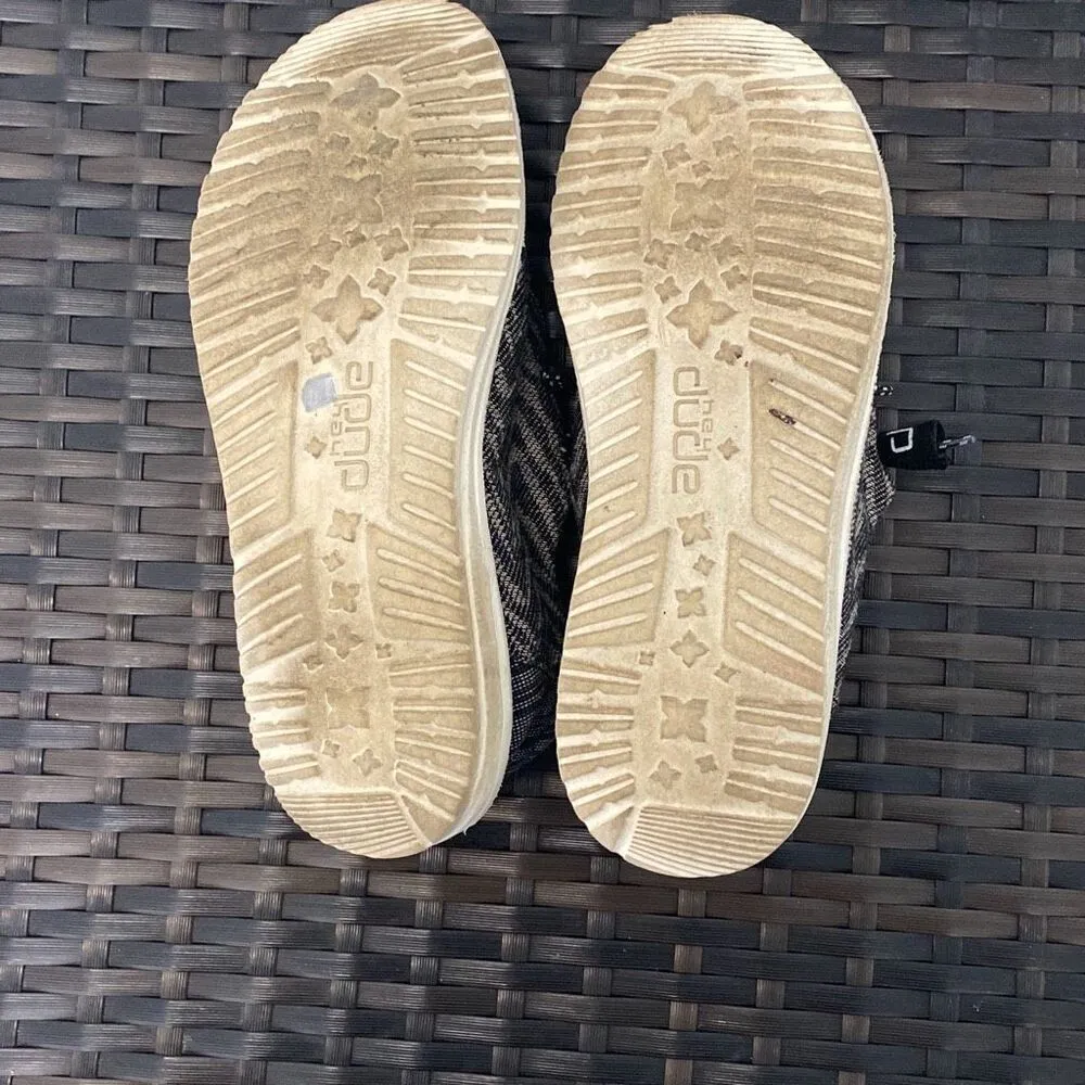 Hey dude shoes Wendy woven zebra black stripe women’s size 6 ￼ - Image 5