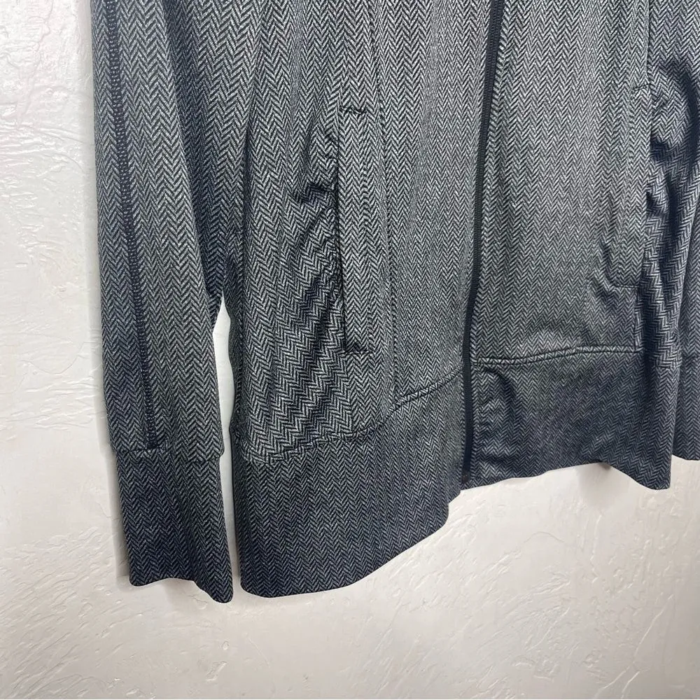 Modetta Medium Jacket Long Sleeve Athletic Workout Athleisure - Image 2