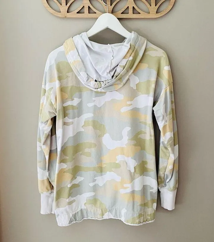 aerie Pullover Camo Hoodie Green Sz Small - Image 7