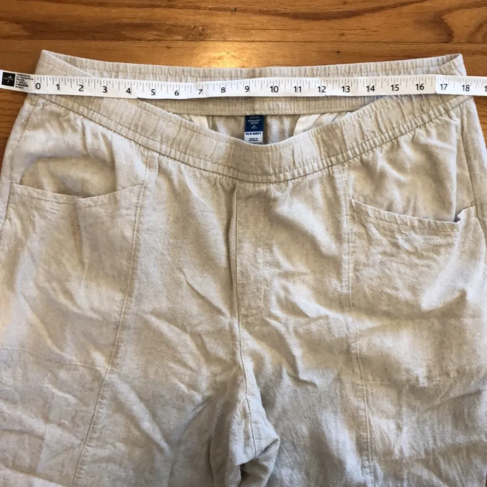 Old Navy Cream Linen Blend Tapered Ankle Pants in XLarge Tall - Image 2