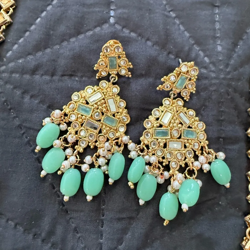 Indian Pakistani complete bridal wedding jewelry set Gold - Image 3